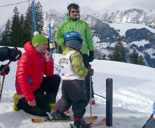 Die Mädchen der Kategorie 1 am Start.