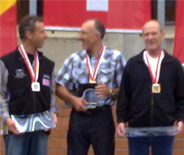 Die Medaillengewinner Martin Liebi (2.), Toni Küchler (1.), Christian Ryter (3.).