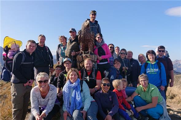 Die Motoklübler genossen auf dem Rinderberg die beeindruckende Rundsicht vom Simmental bis ins Saanenland.