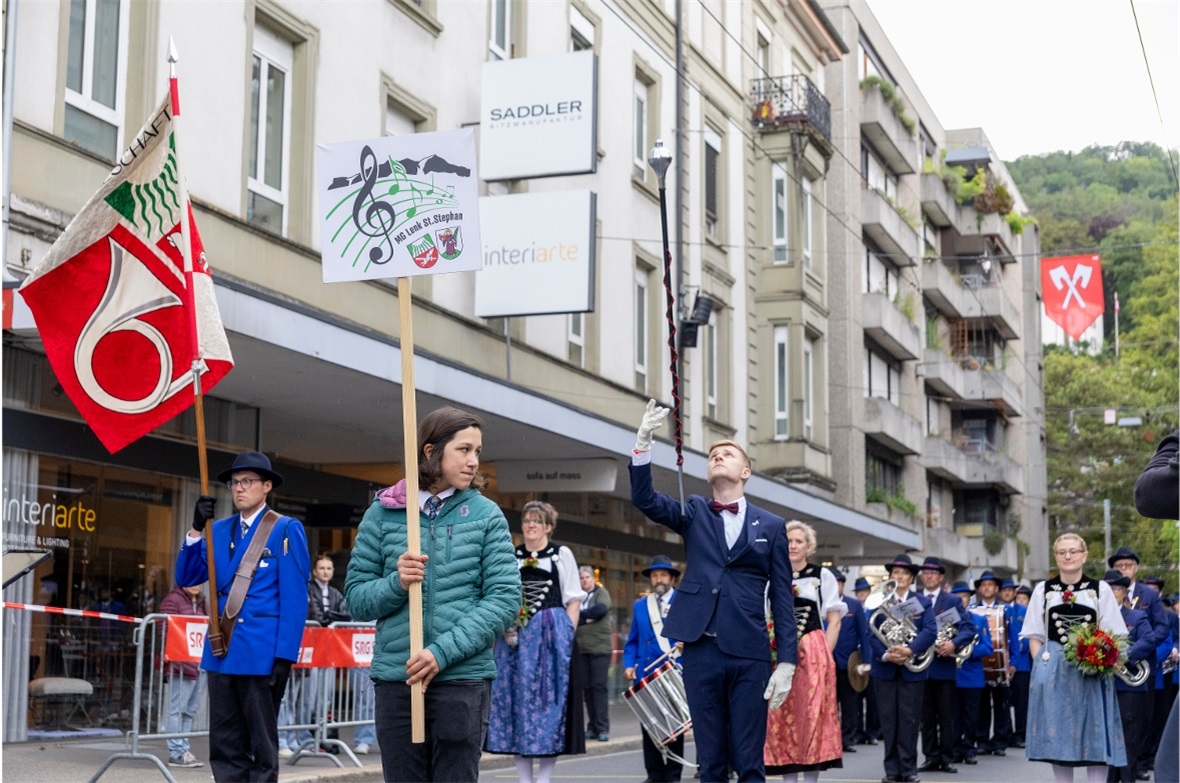 Die Musikgesellschaft Lenk St. Stephan spielte beim 35. Eidgenössisches Musikfes...