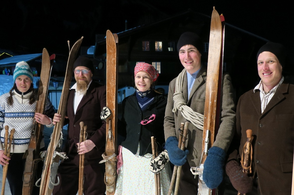 Die «Nostalgiker» sind bereit für ihren Auftritt.