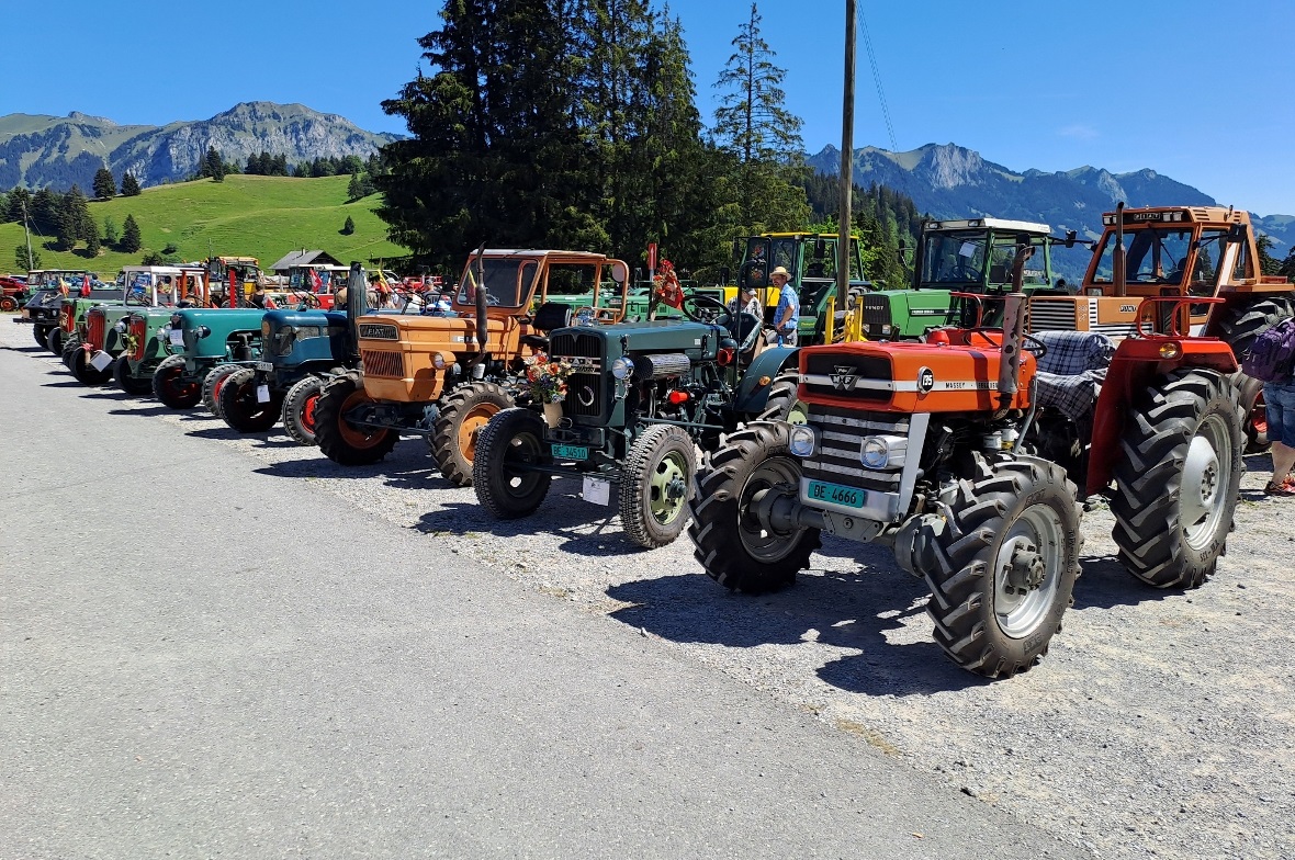 Die Oldtimer-Landmaschinen konnten auf dem Rossberg bestaunt werden.