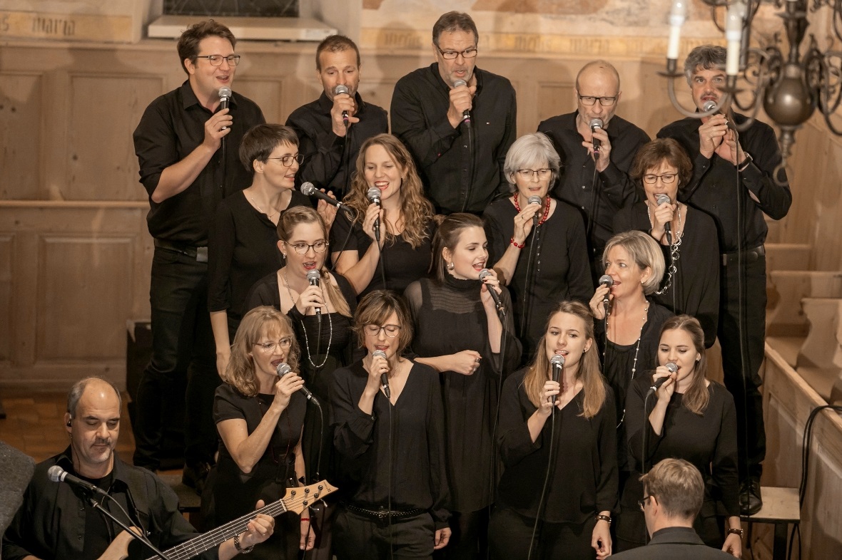 Die Power vom Chor übertrug sich zu den Besuchern.