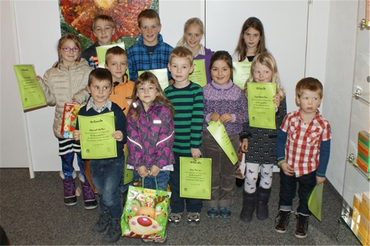 Die Preisträger des Malwettbewerbes.