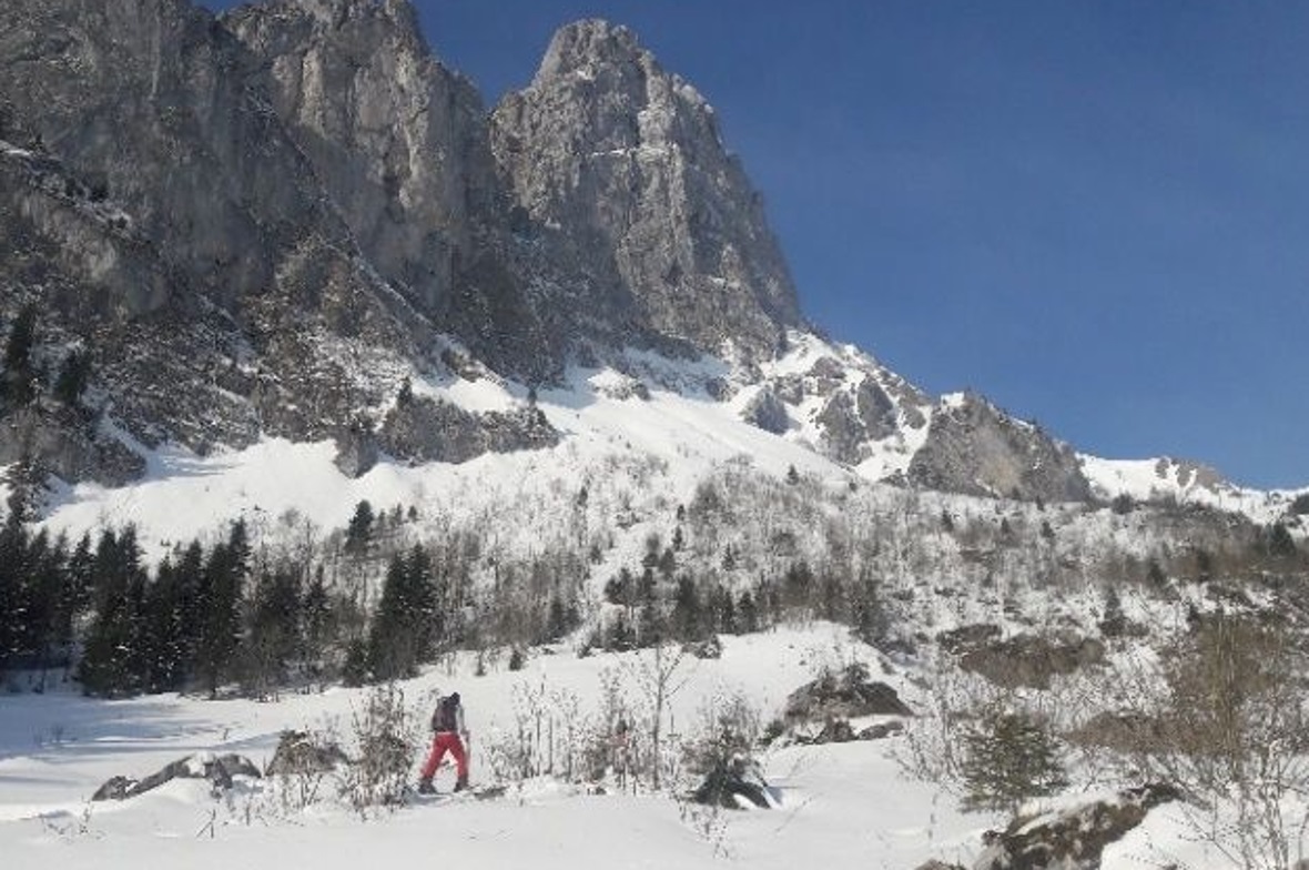 Die Probebegehung der Strecke unterhalb des Stockhorns durch das OK bei Traumverhältnissen.