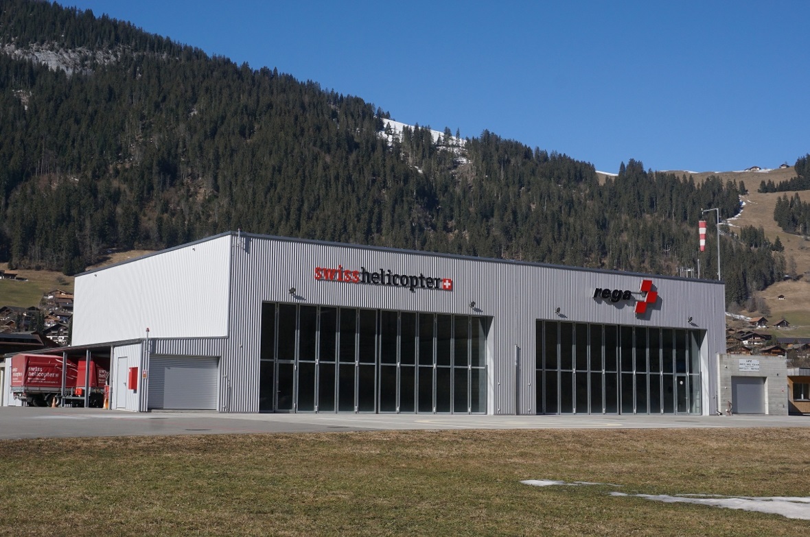 Die Rega-Basis Zweisimmen: Zukünftig nur noch Tankstelle und Materiallager?