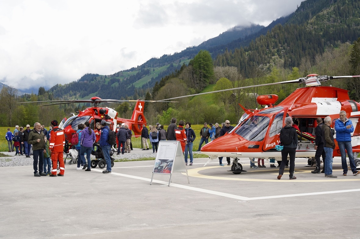 Die Rega präsentierte am Tag der offenen Tür den Rettungshelikopter AgustaWestla...