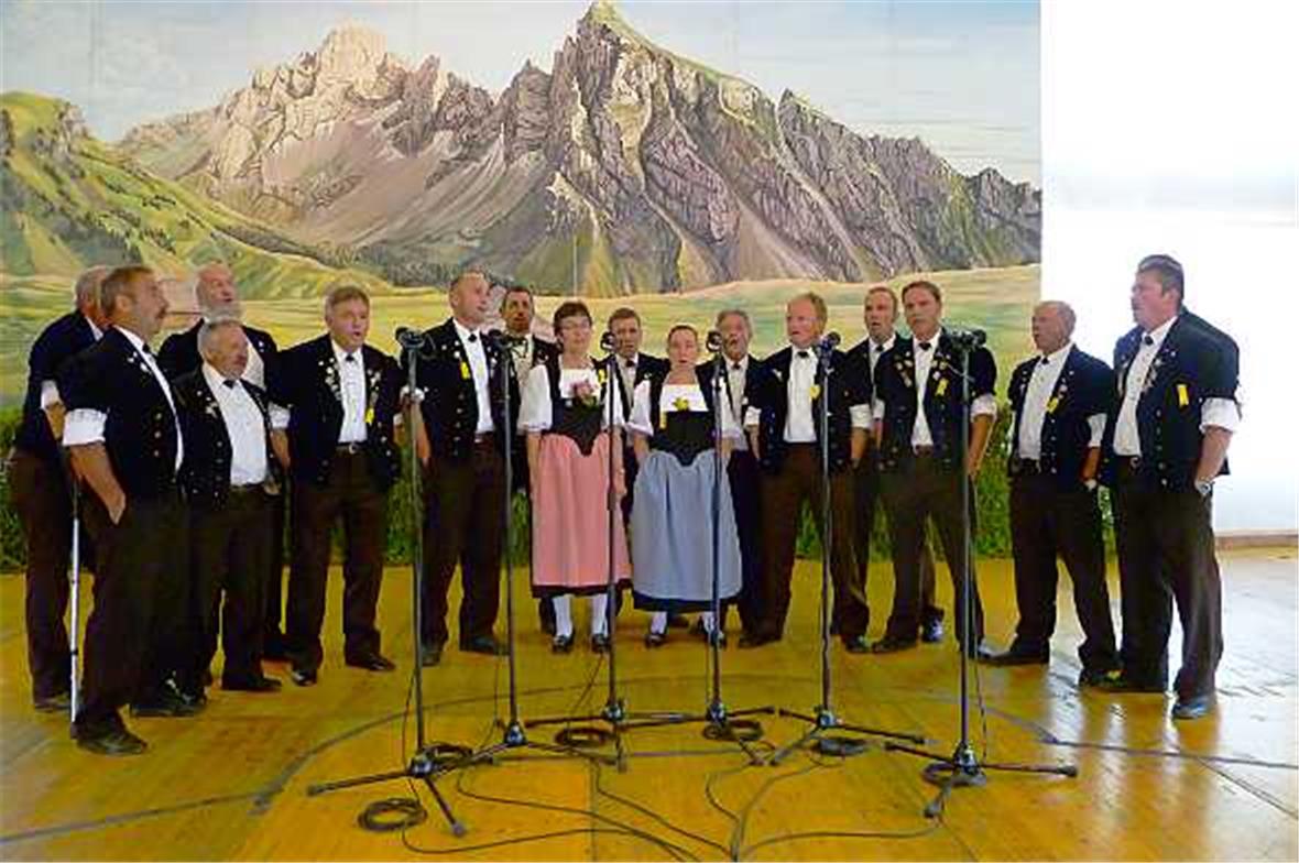 Die Region Zweisimmen war vertreten mit dem Jodlerklub Rinderberg-Oeschseite.