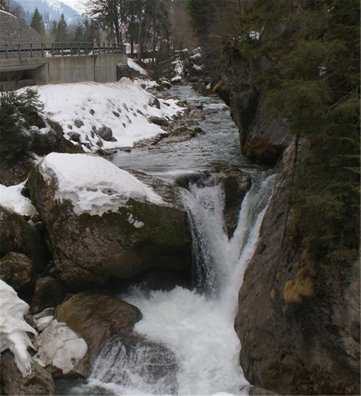 Die Restwassermenge von 1m³/sec soll den Charakter des Wasserfalls sichern.