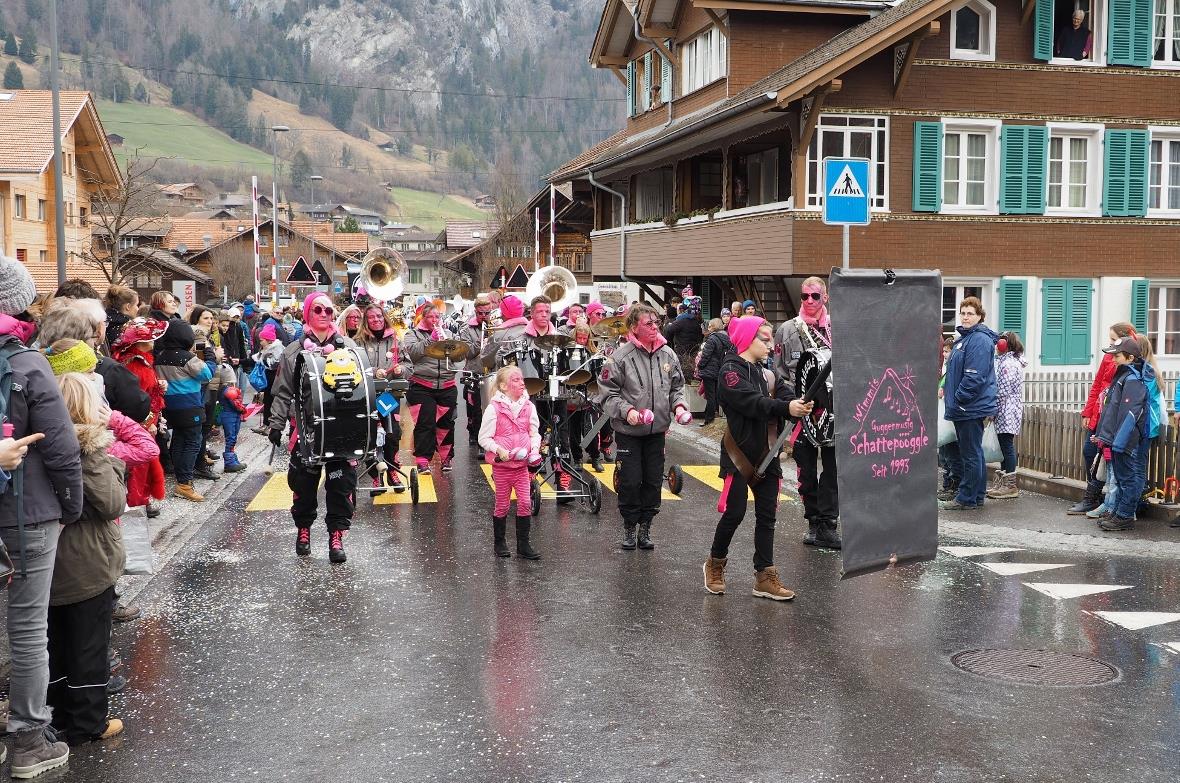 Die Schattepöögle aus der Nachbargemeinde Wimmis.