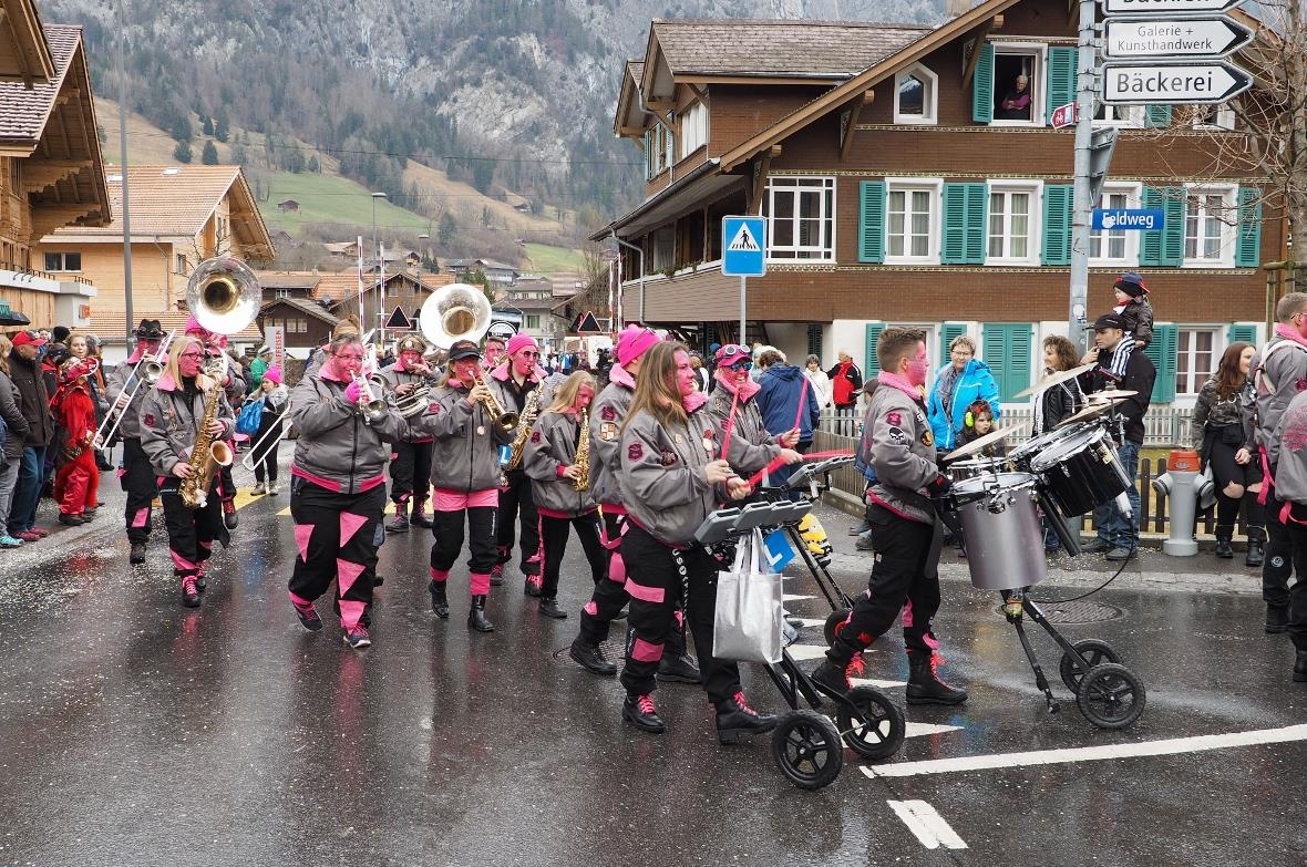 Die Schattepöögle aus der Nachbargemeinde Wimmis.