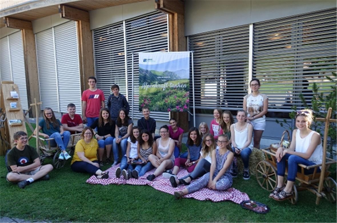 Die Schüler der 7./8. Sekundarklasse Lenk genossen nach der beeindruckenden Präs...