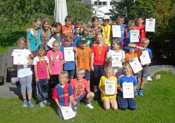 Die SchülerInnen des Spiel- und Sporttags.