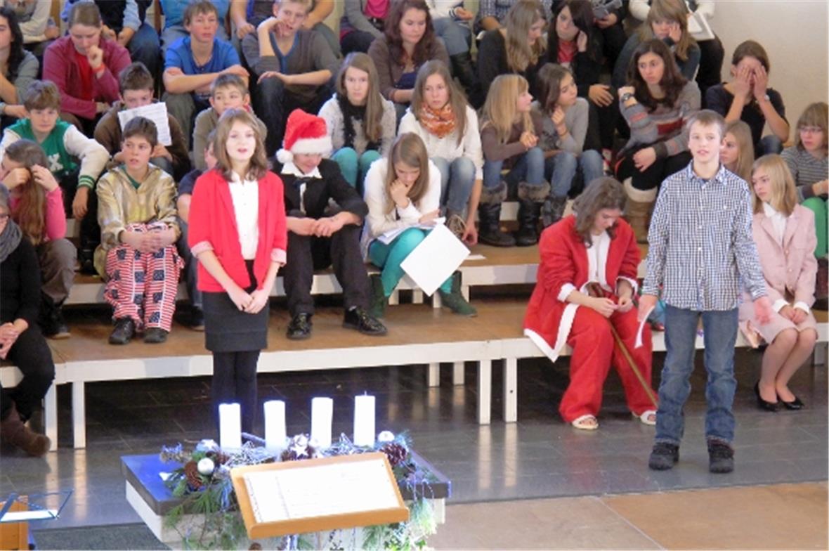 Die Schulleiterin möchte an der Feier der Oberstufe im Werken nur noch Stall- un...