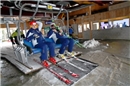 Die Schweizer Pfyl Thomas und Brügger Michael am Wallegg Lift.