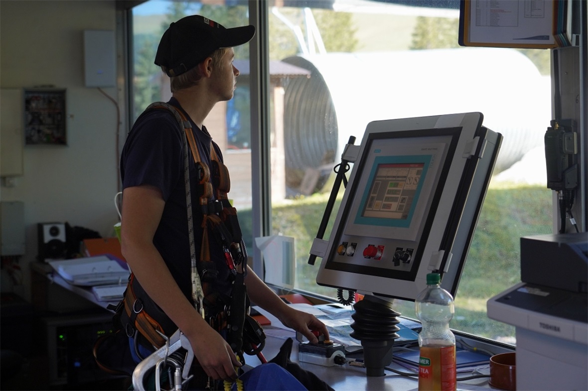 Die Steuerzentrale der Seilbahn: Von hier aus würde im Ernstfall zunächst versuc...