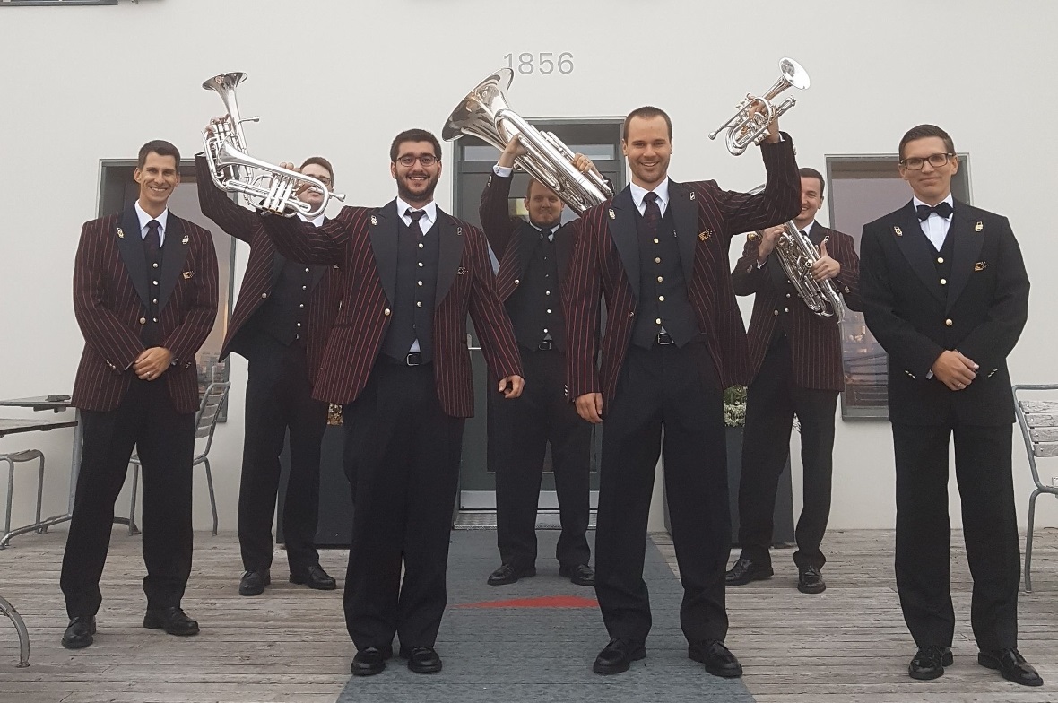 Die Swiss Army Brass Band freut sich auf das Konzert auf dem Niesen.