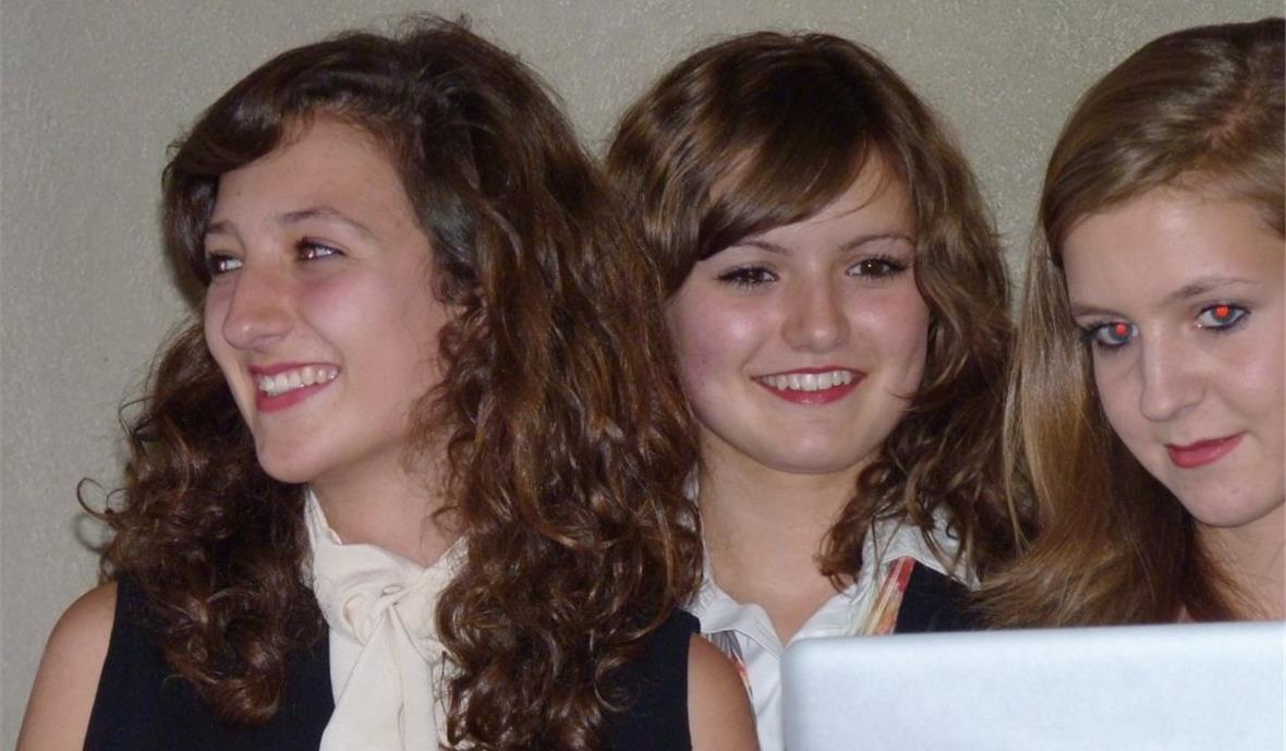 Die TV-Moderatorinnen Nicole Matti, Lisa Kurt und Zita Zoll.