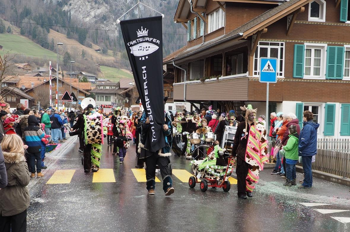 Die Taktsurfer aus Münchenbuchsee.