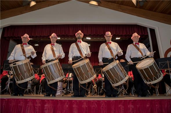 Die Tambouren des Polizeispiels eröffneten das Konzert der Polizisten.