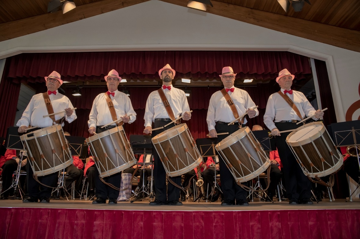 Die Tambouren des Polizeispiels eröffneten das Konzert der Polizisten.