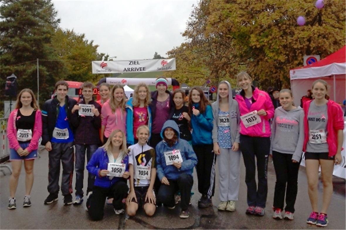 Die Teilnehmer/innen des Bremgartenlaufs.