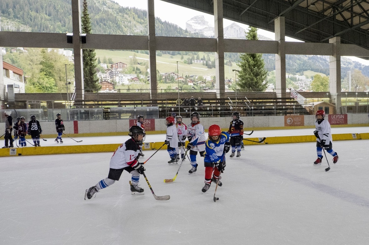 Die U9 und U11 (Bambinis und Piccolos) der Simme Bulls am «Mätschlen».
