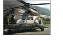 Die Waffe von Thomas Bolzli gegen die Flammen: Der Super Puma der Firma «Eagle»....