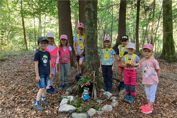 Die Wirbelwind-Kinder auf den Spuren des Siebenschläfers.