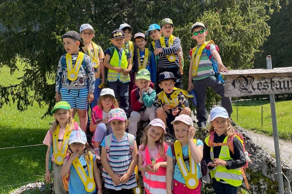 Die Wirbelwind-Kinder statteten dem Lauenensee einen Besuch ab.