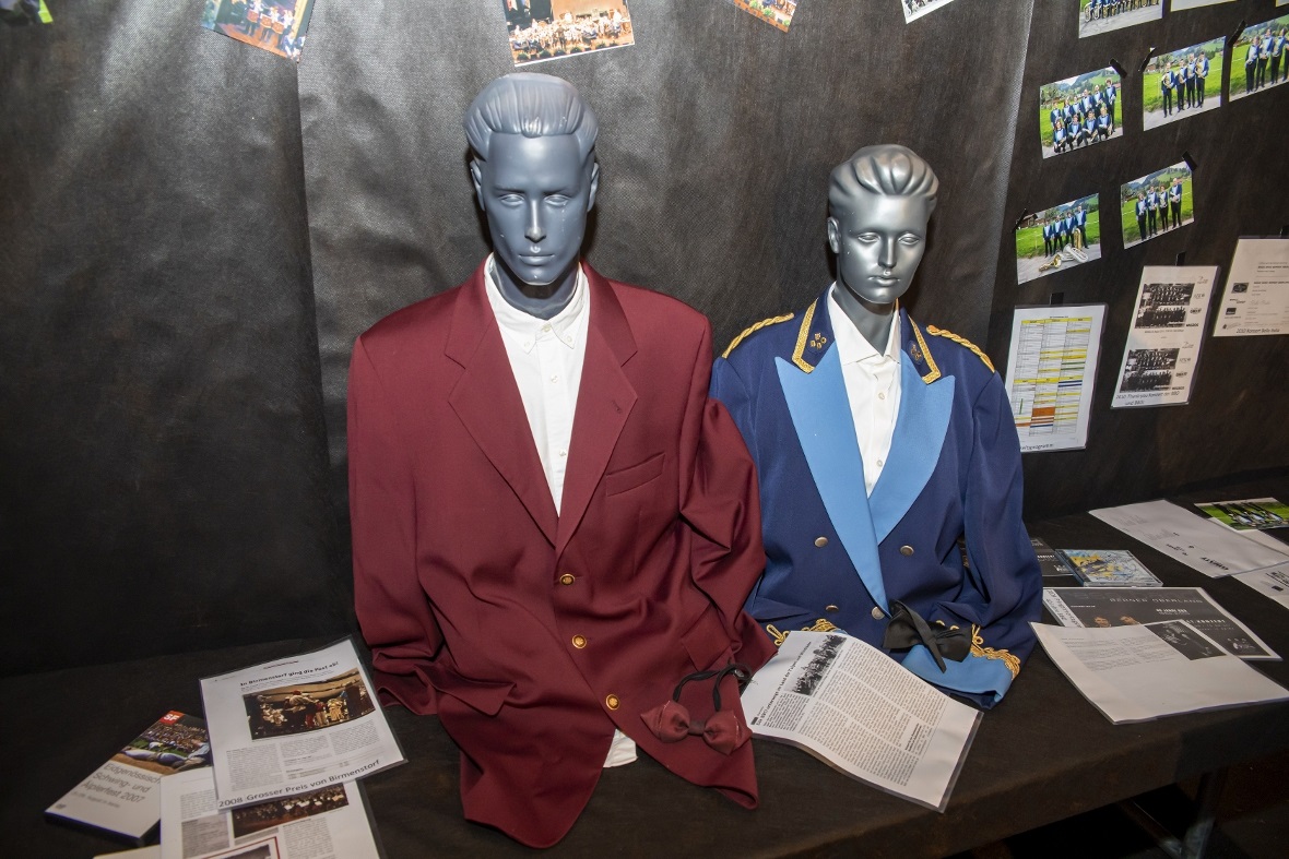 Die alten und die aktuellen Uniformen der BBO.