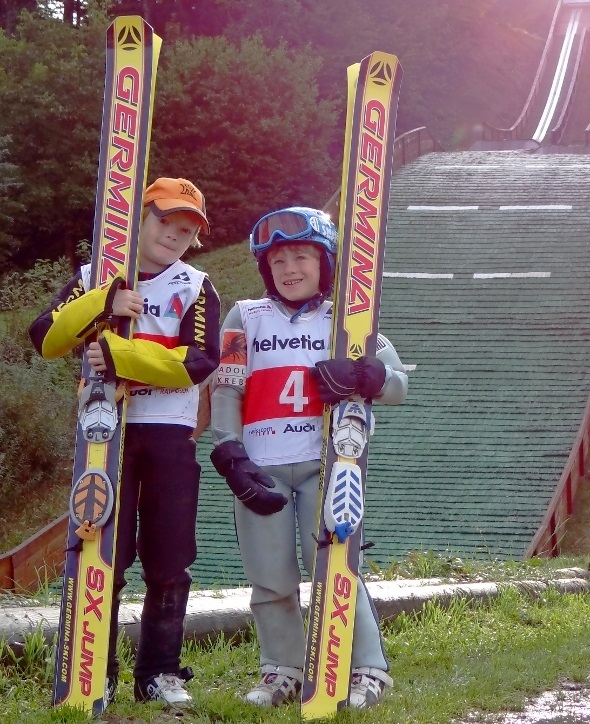 Die beiden Jüngsten der Gstaader Jumpers, Sven Pieren und Marco Bertsch.