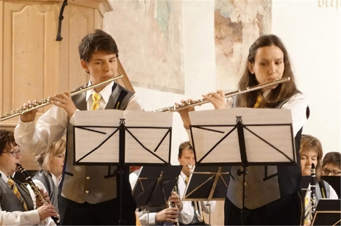 Die beiden Solisten Marcel Grütter und Chantal Jaggi.