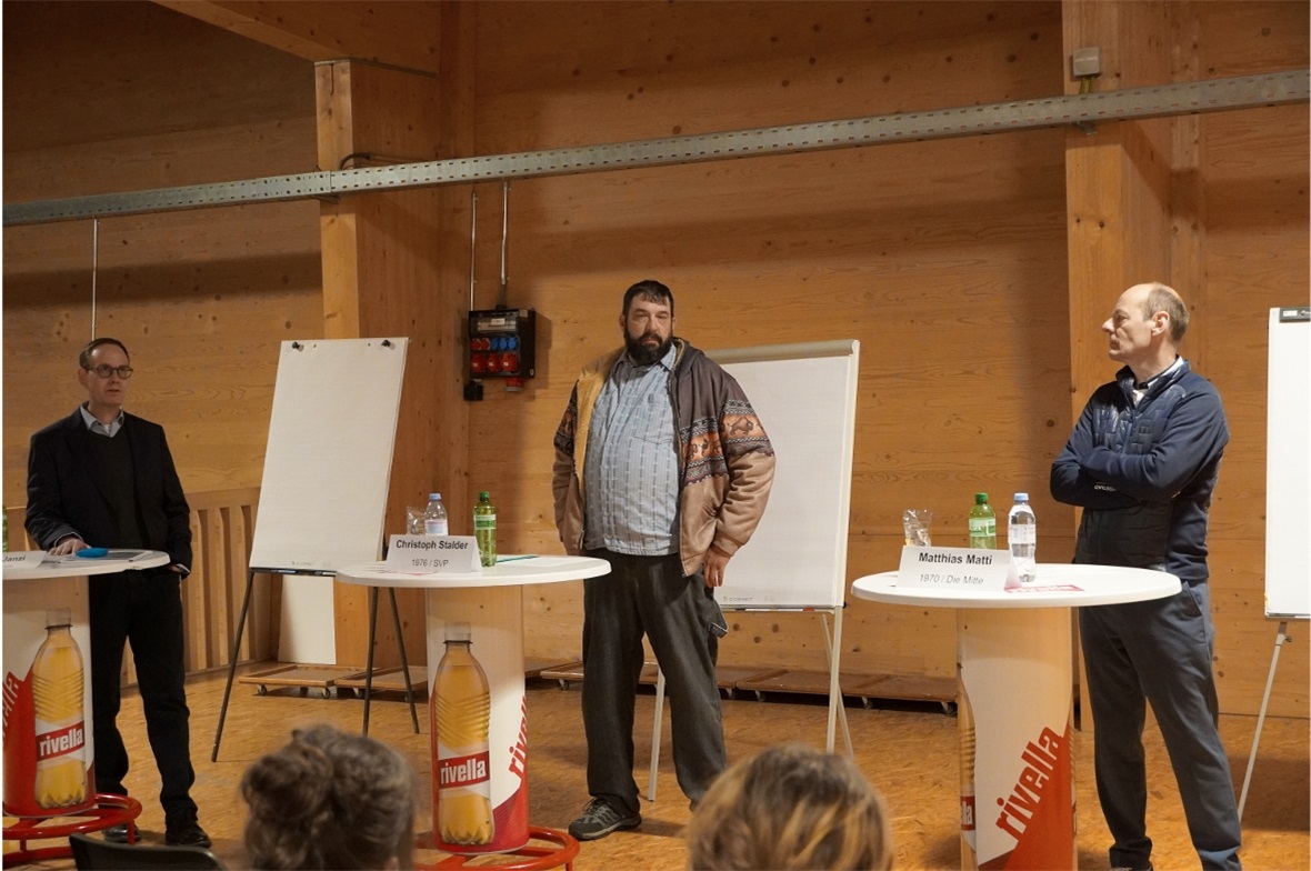 Die drei Kandidaten gaben Auskunft über ihre Haltungen in verschiedenen Fragen. ...