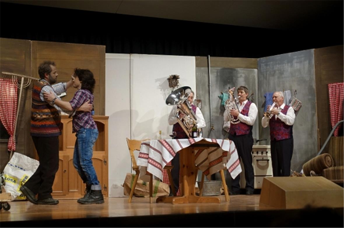 Die drei Solisten Hermann Moor, Christoph Rösti sowie Paul Müller begleiteten da...