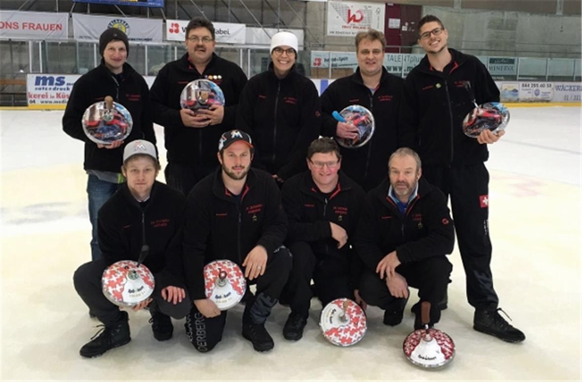 Die erfolgreichen Mannschaften des ESC Zweisimmen Rinderberg.