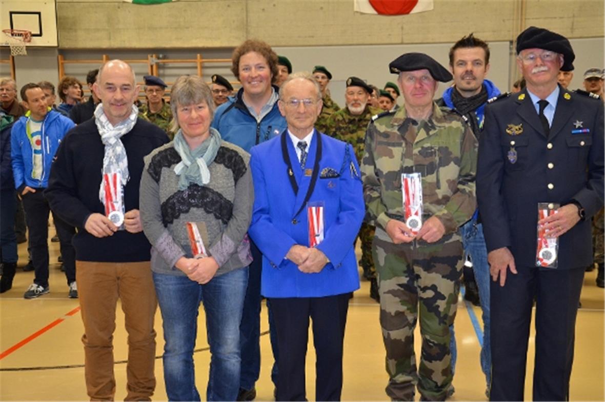 Die erste grosse Auszeichnung gibt es mit 20 absolvierten Läufen. Musikant Walte...