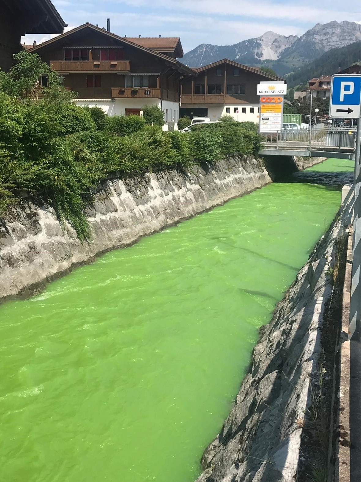 Die grüne Simme an der Lenk am 26. Juli 2019.