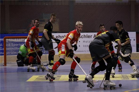 Die in Rot spielenden Wimmiser konnten gegen den RHC Dornbirn endlich wieder einen Erfolg feiern.