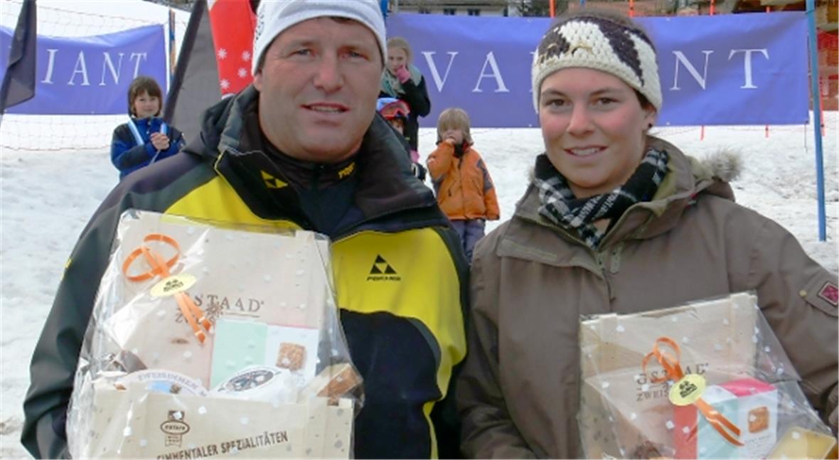 Die schnellsten Derby-Damen. Von links Eveline Rufener (2.) Tagessiegerin Stephanie Bühler und Nadia Hauswirth (3.) erreichten alle unter vier Minuten das Ziel.