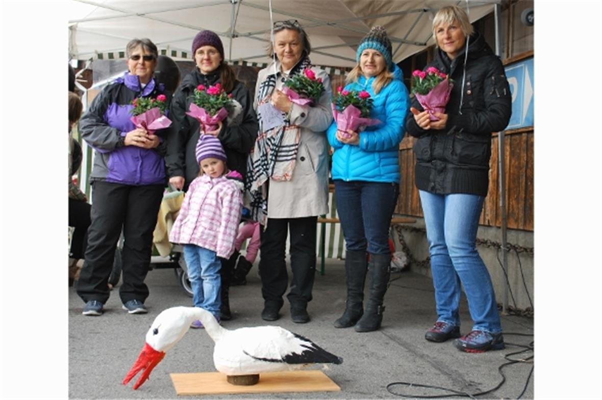 Die tapferen Zweisimmner Hebammen, denen ein besonderer Dank gebührt für ihre wu...