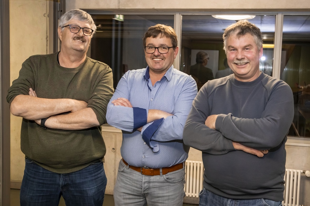 Drei Feuerwehr-Kommandanten aus dem Simmental wurden verabschiedet: Markus Klossner (Betriebsfeuerwehr Nitrochemie Wimmis), Dominik Blatti (Feuerwehr Oberwil) und Köbu Wampfler (Feuerwehr Diemtigen).