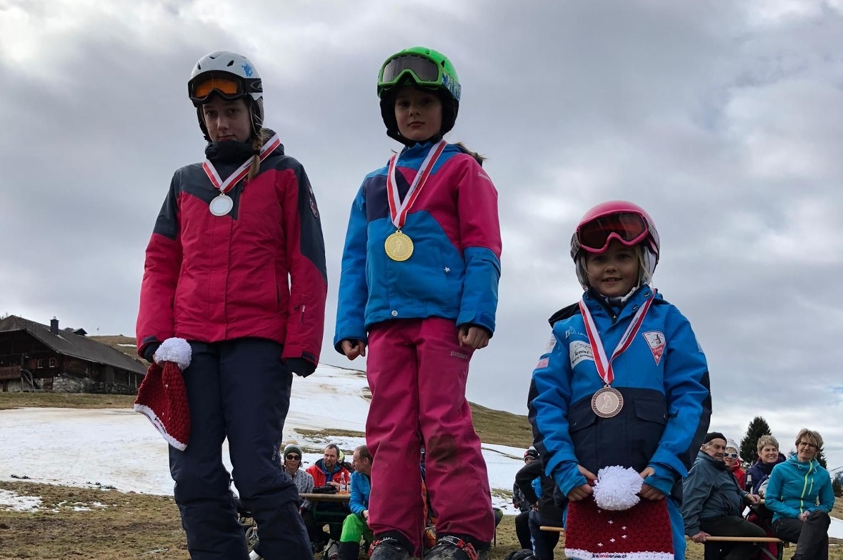 Dunja Dreyer, Jana Pryhara und Jaël Schär.