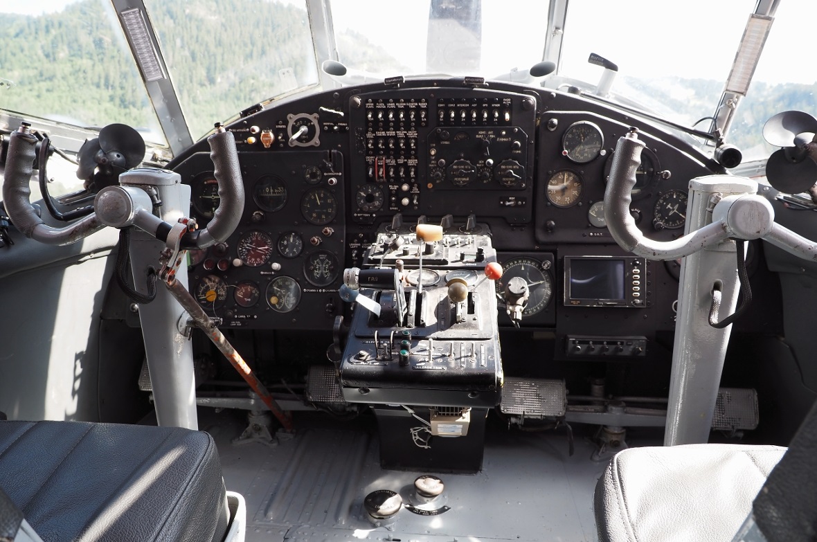 Ein Blick ins Cockpit der Antonow