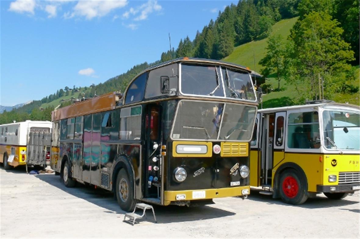 Ein FBW Baujahr 1960, welcher als Linienbus und als Personentransporter bei der ...