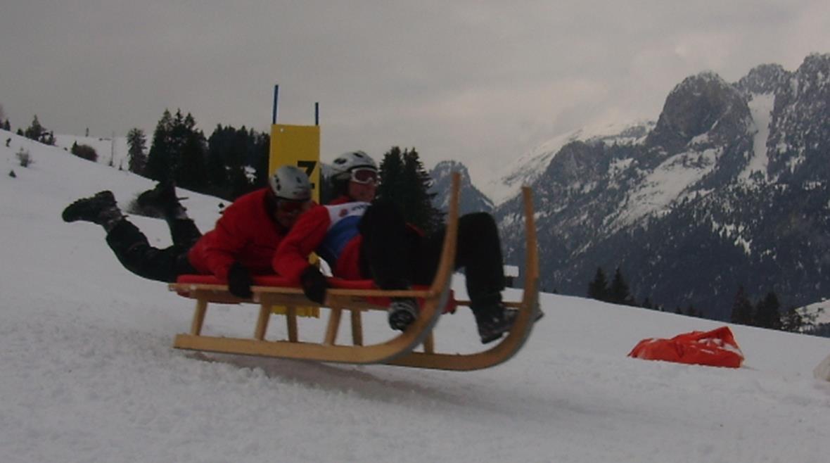 Ein Oberwilerteam, Siegenthaler Kurt und Knutti Mike bei der Zieleinfahrt. Foto der Zieleinfahrt gemacht von Sabine Gfeller.