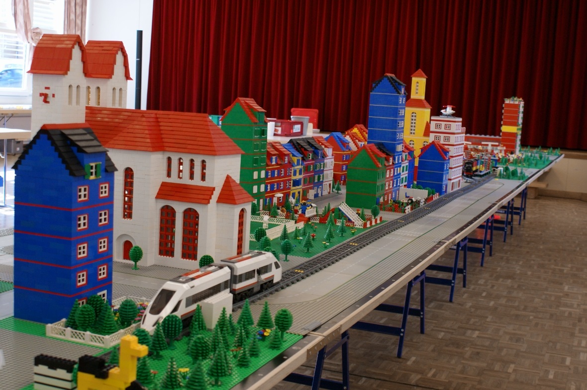 Ein Teil der in der Tomatenburg aufgebauten Lego-Stadt.