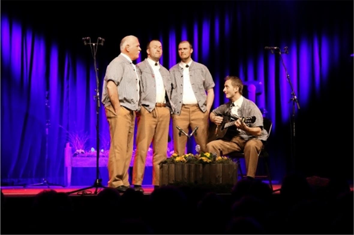 Ein farbiger Tupfer als Zugabe Lodler Quartett von Gunten Kunz