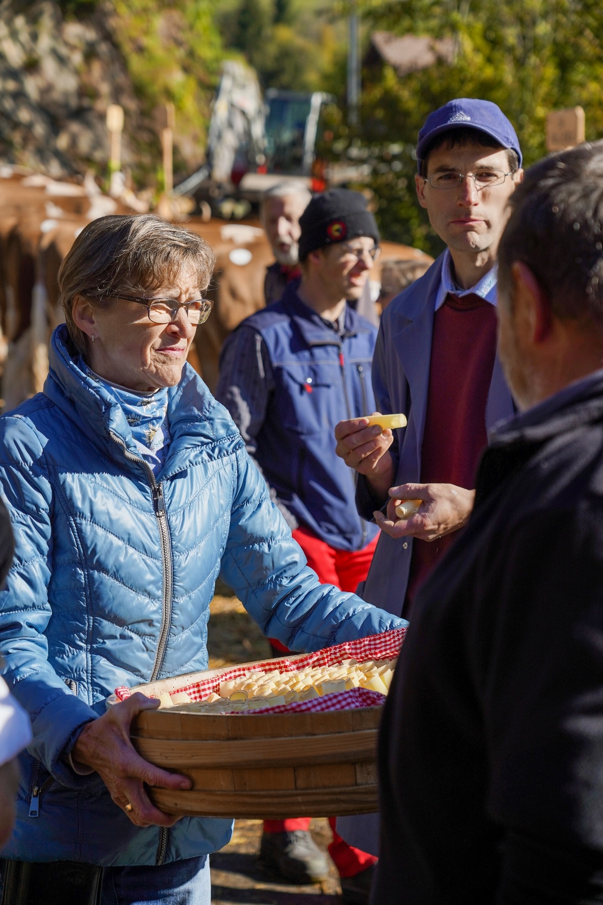 Ein morgendlicher Apero mit Hobelkäse wurde von Züchtern und Gästen gern angenom...