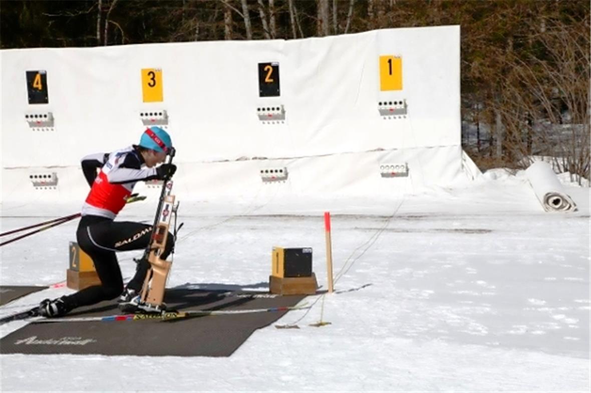 Ein zufriedener Schütze steht auf, 5 Treffer
